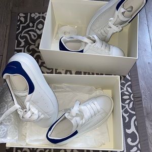 Twins wore them only 2 times!!! Basically like new